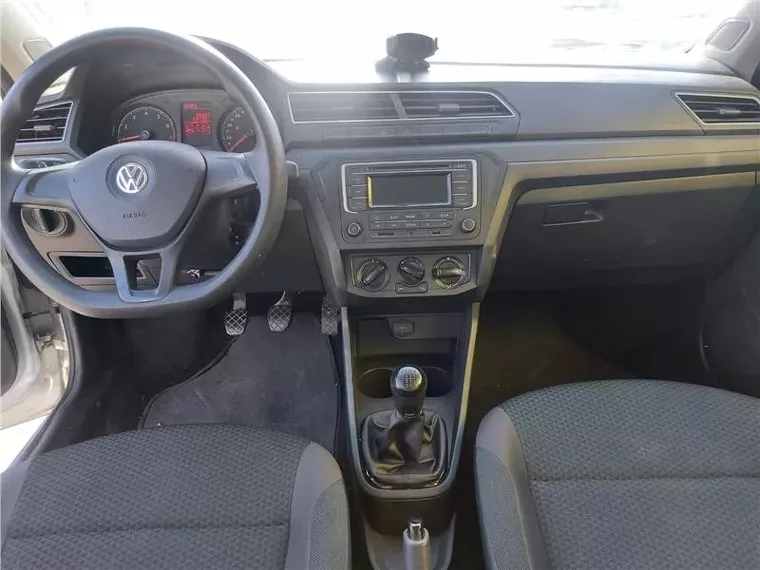 Volkswagen Gol Cinza 9