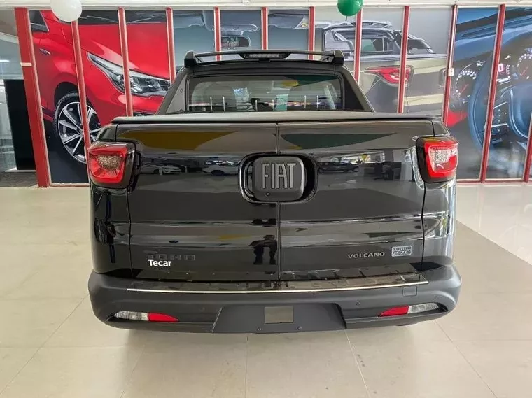 Fiat Toro Preto 16