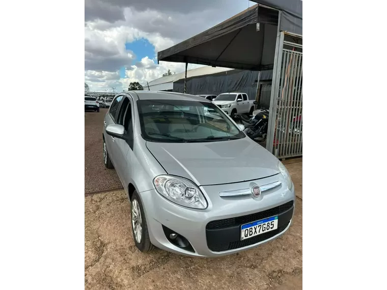 Fiat Palio Palio ESSENCE 1.6 Flex 16V 5p 2016