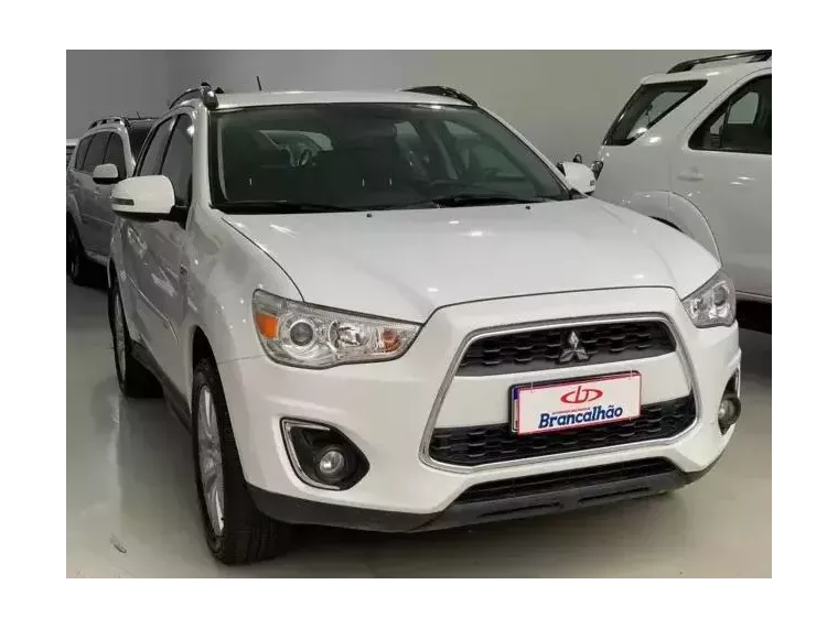 Mitsubishi ASX Branco 2