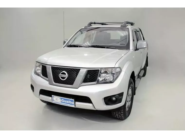 Nissan Frontier Prata 2