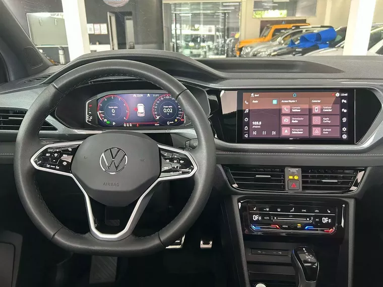 Volkswagen Taos Prata 12