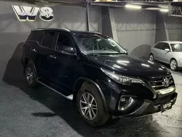 Toyota Hilux SW4