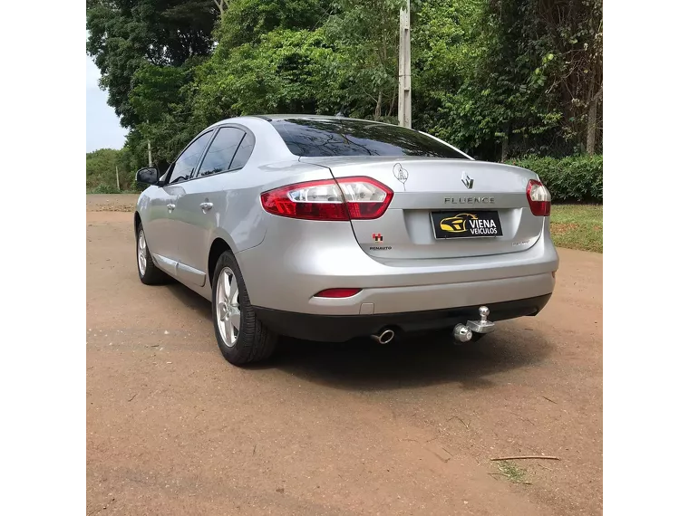 Renault Fluence Prata 11