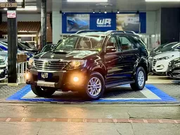 Toyota Hilux SW4