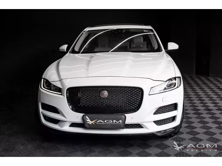 Jaguar F-pace Branco 4