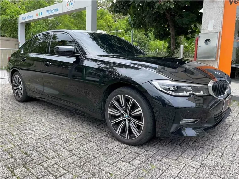 BMW 320i Preto 5