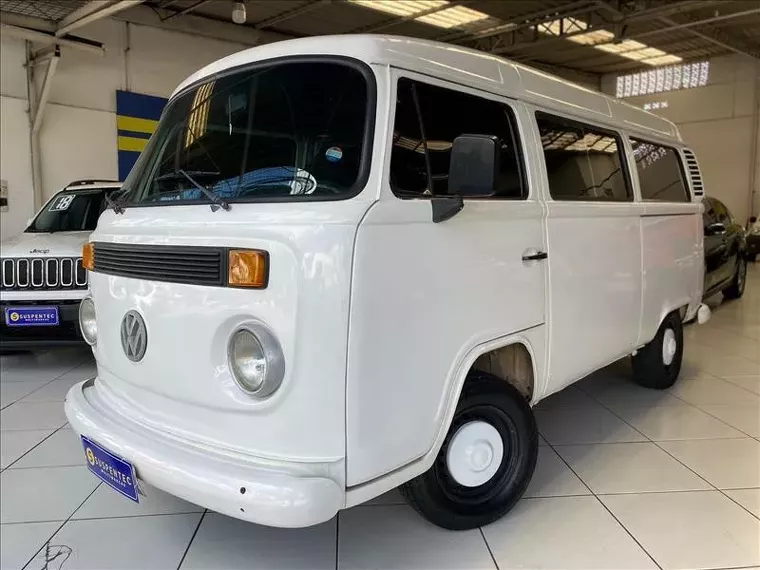 Volkswagen Kombi Branco 6