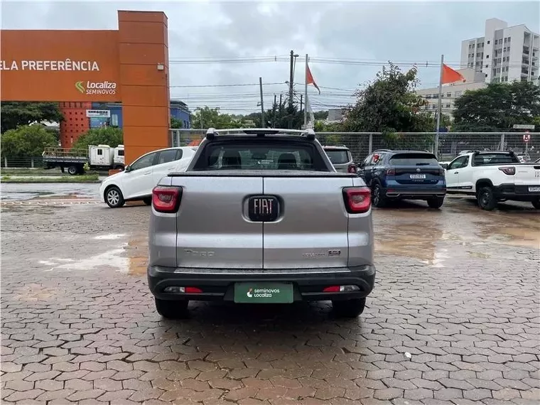 Fiat Toro Prata 13