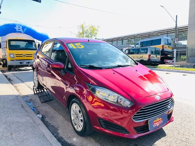 Ford Fiesta Vermelho 5