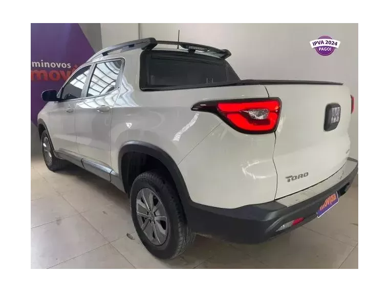 Fiat Toro Branco 2