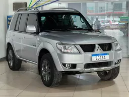 Mitsubishi Pajero TR4