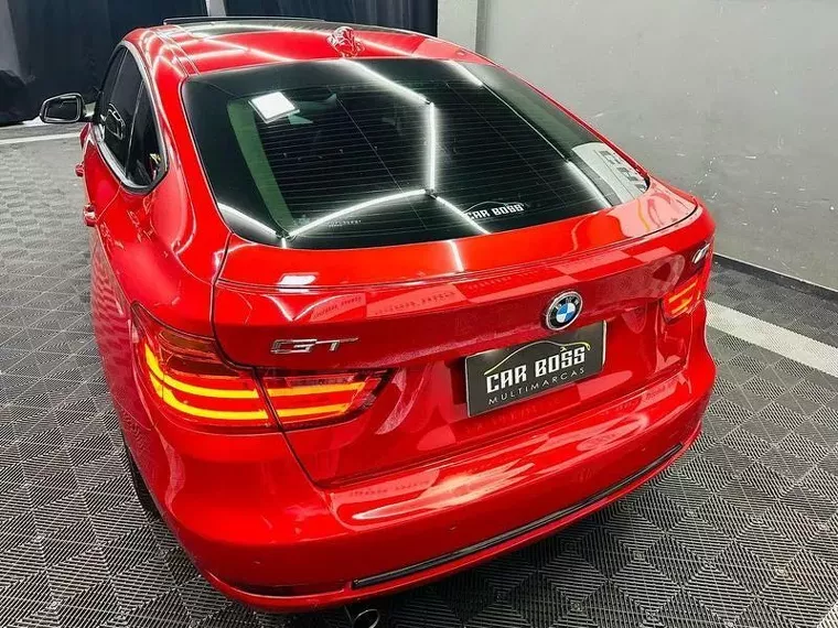 BMW 320i Vermelho 5