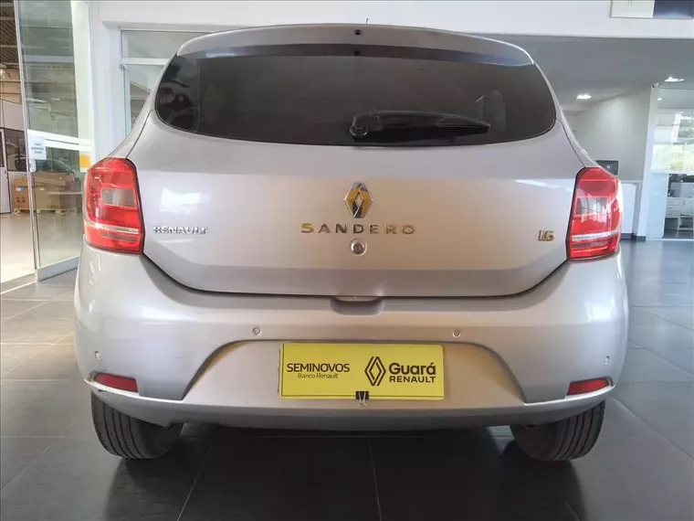 Renault Sandero Prata 5