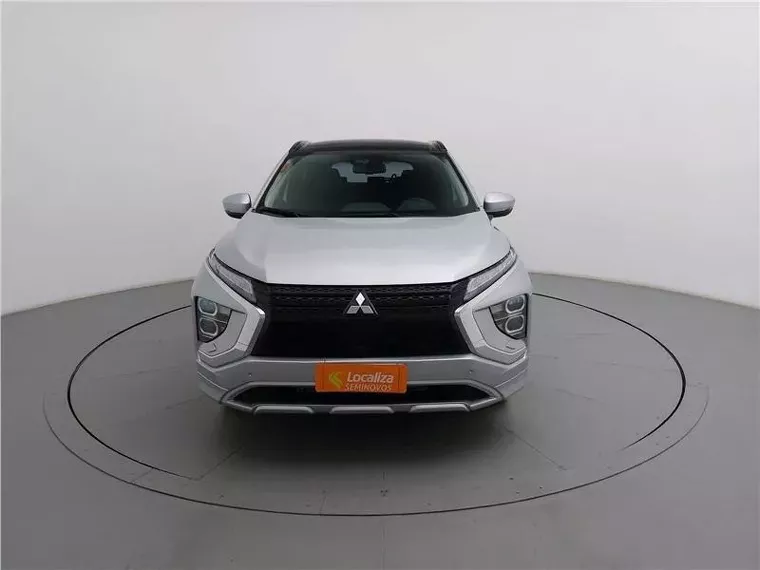 Mitsubishi Eclipse Cross Prata 16