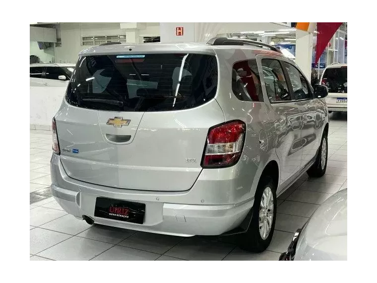 Chevrolet Spin Prata 11