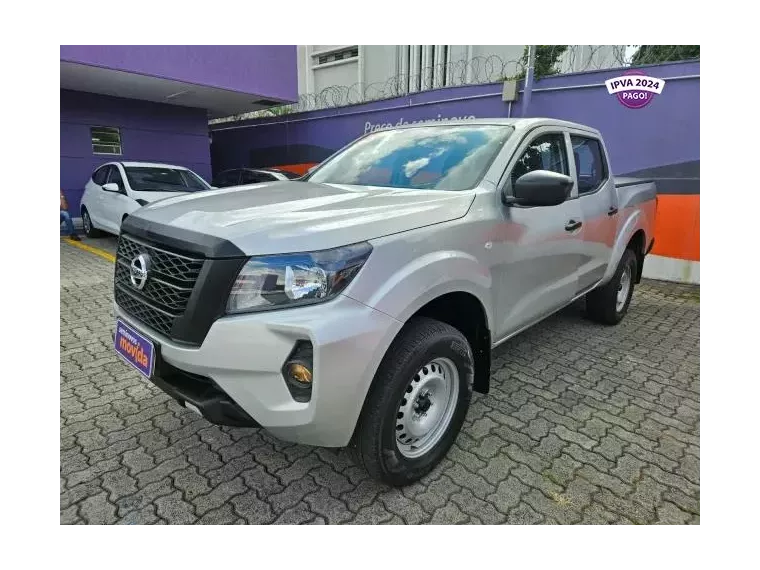 Nissan Frontier Prata 2