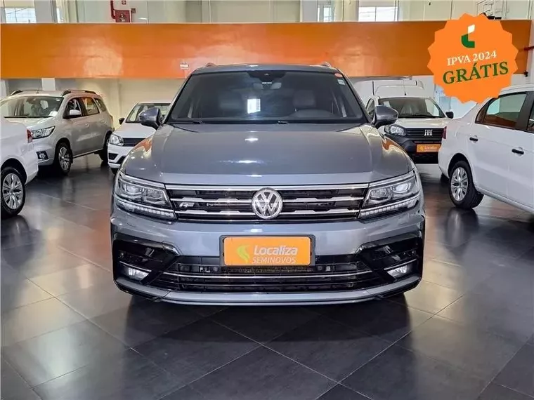 Volkswagen Tiguan Cinza 1