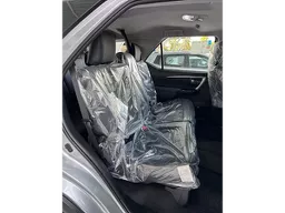 Toyota Hilux SW4