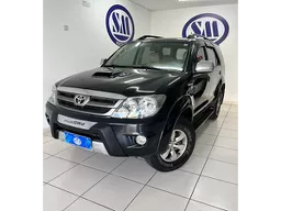 Toyota Hilux SW4