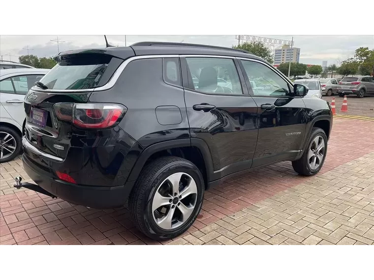 Jeep Compass Preto 18