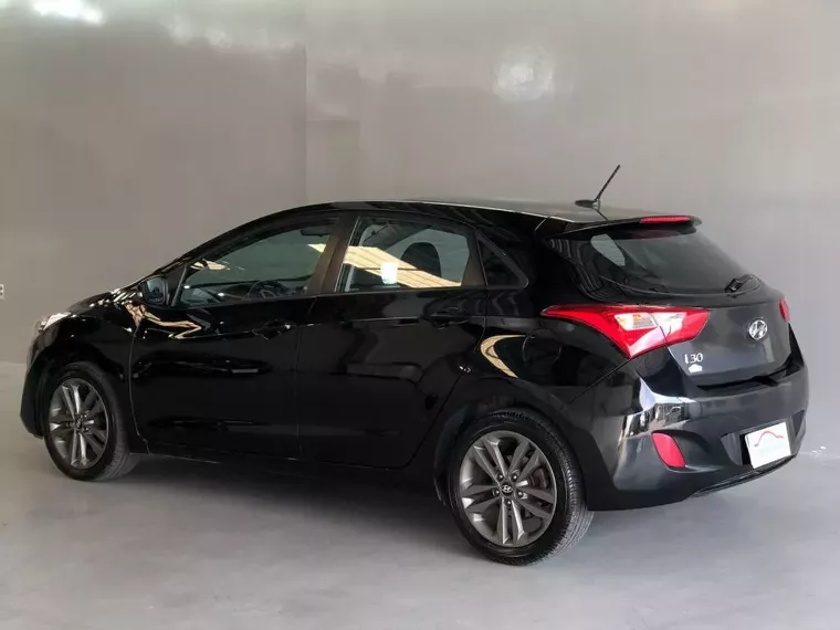 Hyundai I30 Preto 13