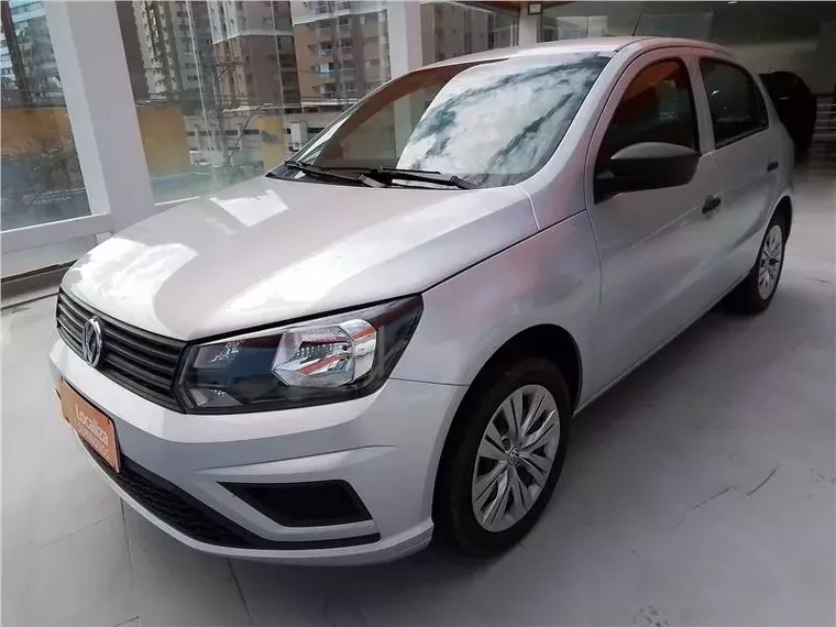 Volkswagen Gol Prata 1