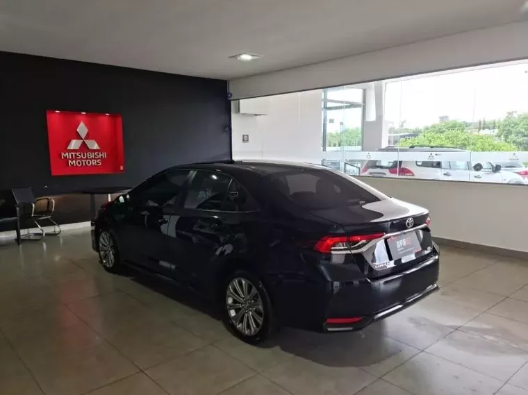 Toyota Corolla Preto 13