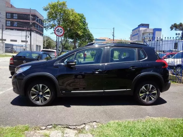 Peugeot 2008 Preto 7