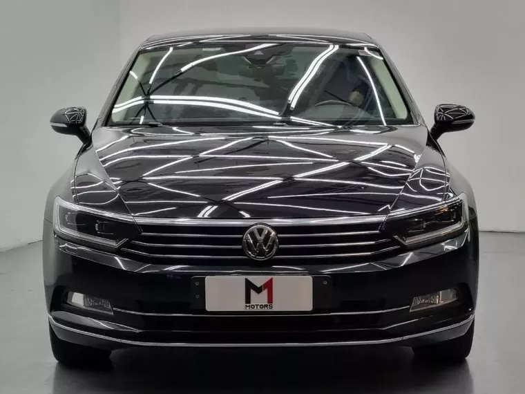 Volkswagen Passat Preto 8