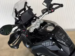 BMW F 850