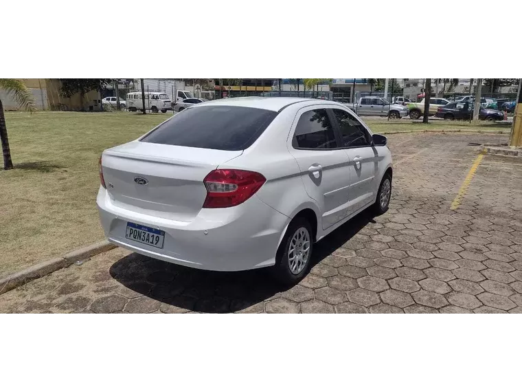 Ford KA + Branco 18