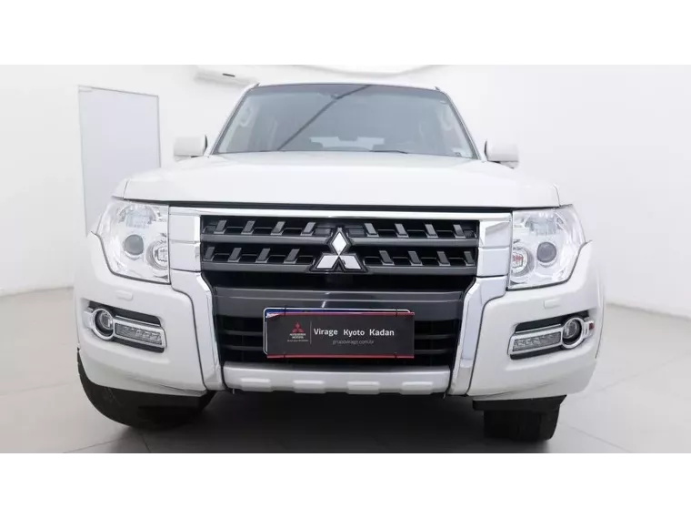 Mitsubishi Pajero Full Branco 13