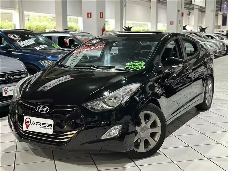 Hyundai Elantra Preto 6