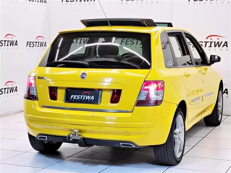 Fiat Stilo Amarelo 1