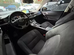Lexus CT200H