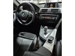 BMW 320i