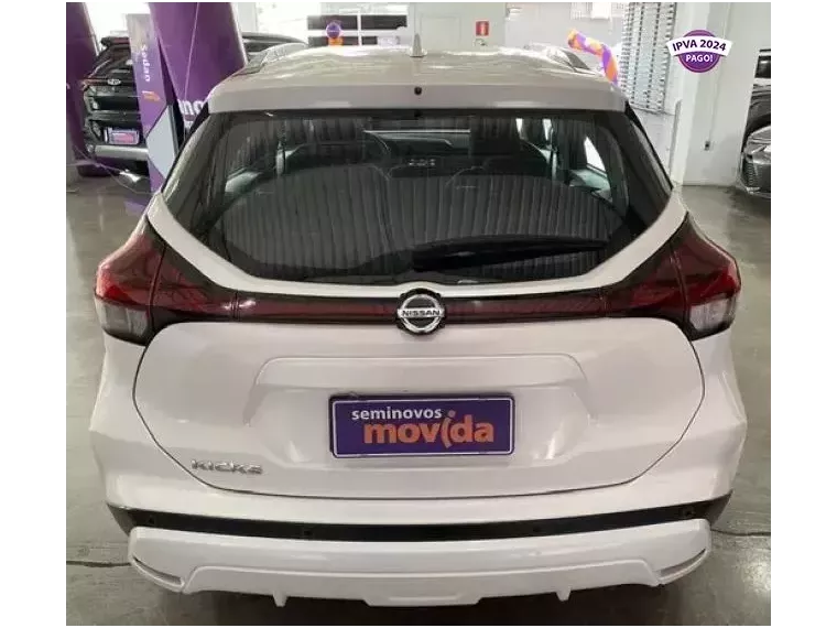 Nissan Kicks Branco 2