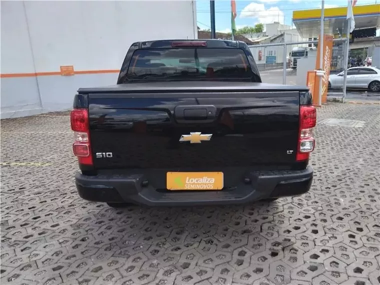 Chevrolet S10 Preto 14