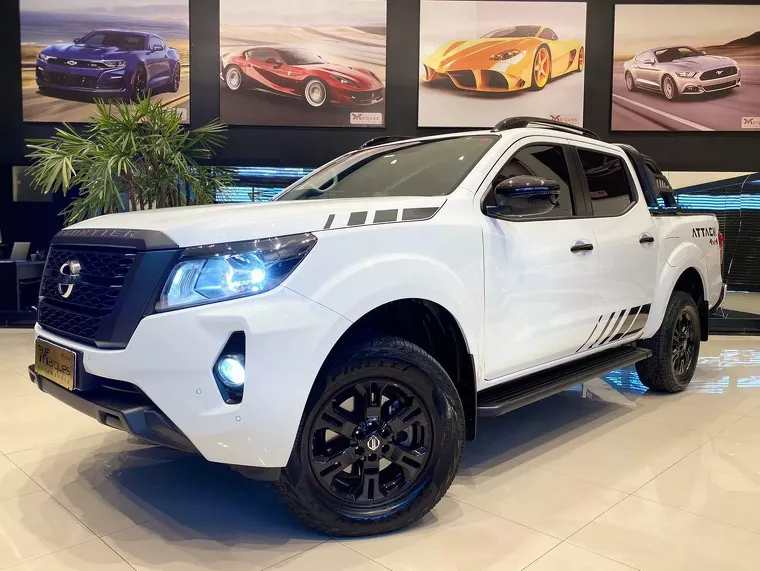 Nissan Frontier Branco 10