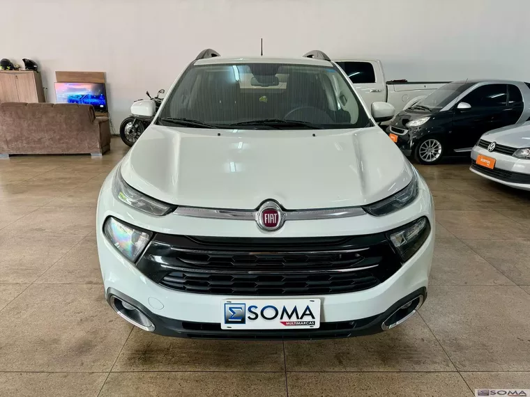 Fiat Toro Branco 2