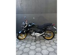 CB 300
