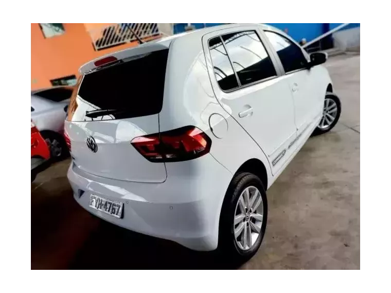 Volkswagen Fox Branco 1