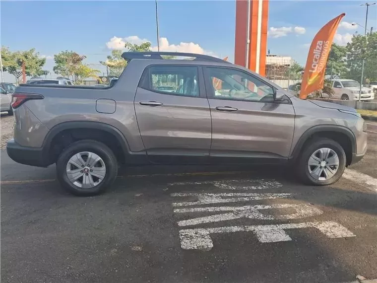 Fiat Toro Cinza 2