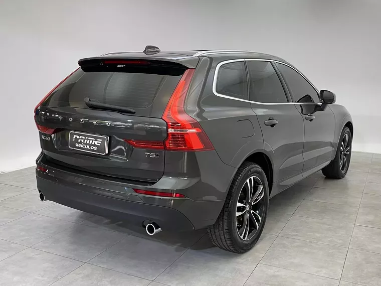 Volvo XC60 Cinza 2