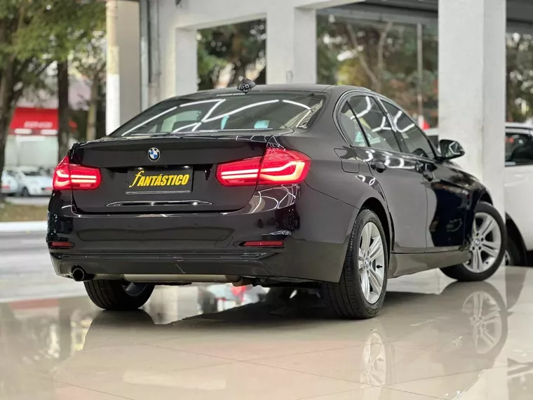 BMW 320i Preto 6