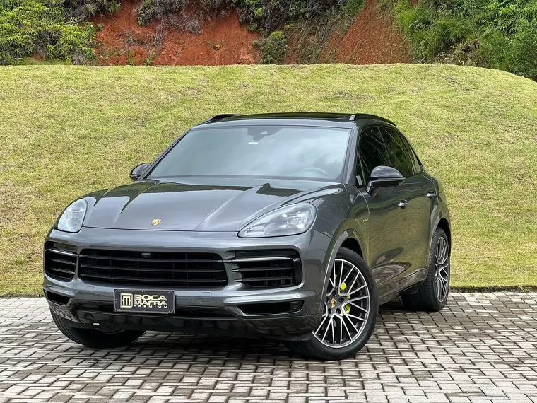 Porsche Cayenne Cinza 1