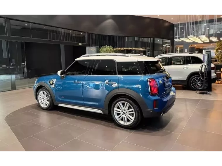 Mini Countryman Azul 6