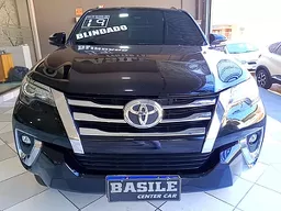 Toyota Hilux SW4