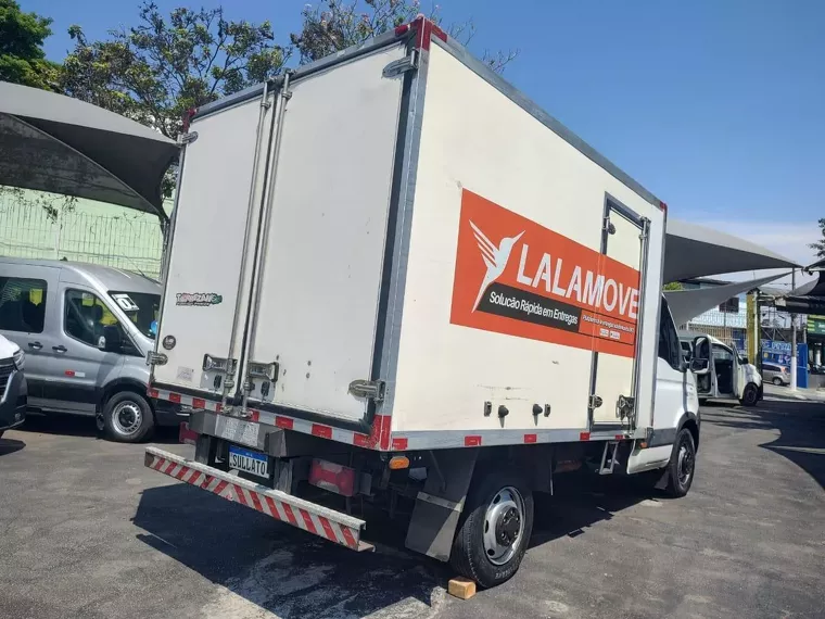 Iveco Daily Branco 6